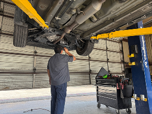 Inspecting Vehicle| Ripley’s Total Car Care